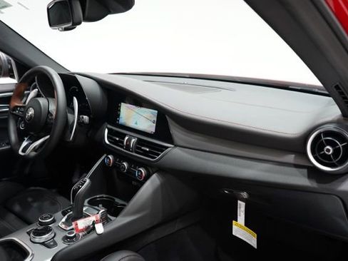 New 2025 Alfa Romeo Giulia AWD w/ Driving Assist Package image 16