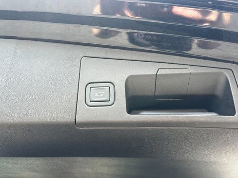 Used 2023 Cadillac XT5 Premium Luxury w/ Platinum Package image 14