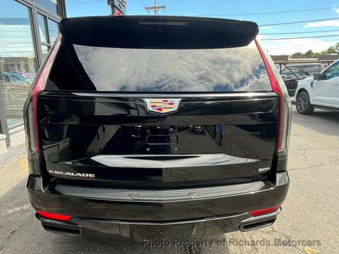 Used 2022 Cadillac Escalade Sport image 5