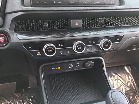 Used 2023 Honda CR-V EX image 25