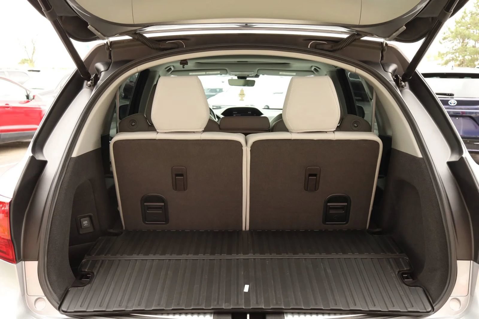 Used 2020 Acura MDX FWD image 45