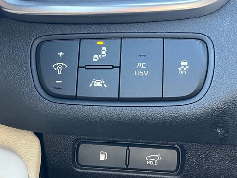 Used 2016 Kia Sorento SX w/ SXL Technology Package image 17