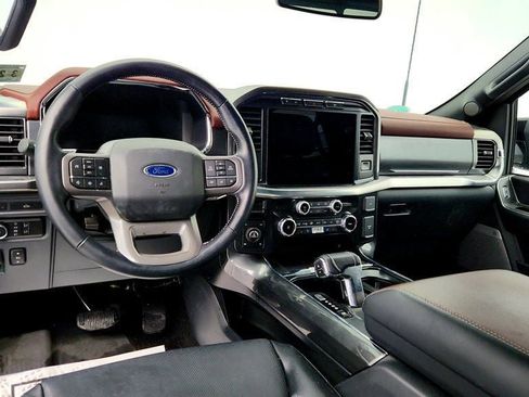 Used 2022 Ford F150 Lariat image 10