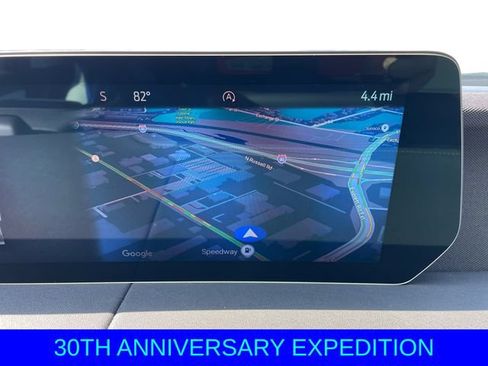 New 2027 Ford Expedition Platinum AWD/4WD image 2