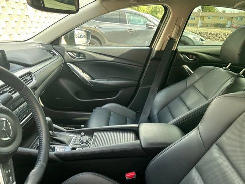 Used 2017 MAZDA MAZDA6 Touring w/ Touring Premium Package FWD image 9