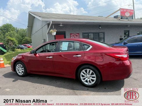 Used 2017 Nissan Altima 2.5 S w/ Power Driver Seat Package FWD image 6