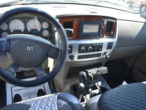 Used 2006 Dodge Ram 2500 Truck SLT AWD/4WD image 19