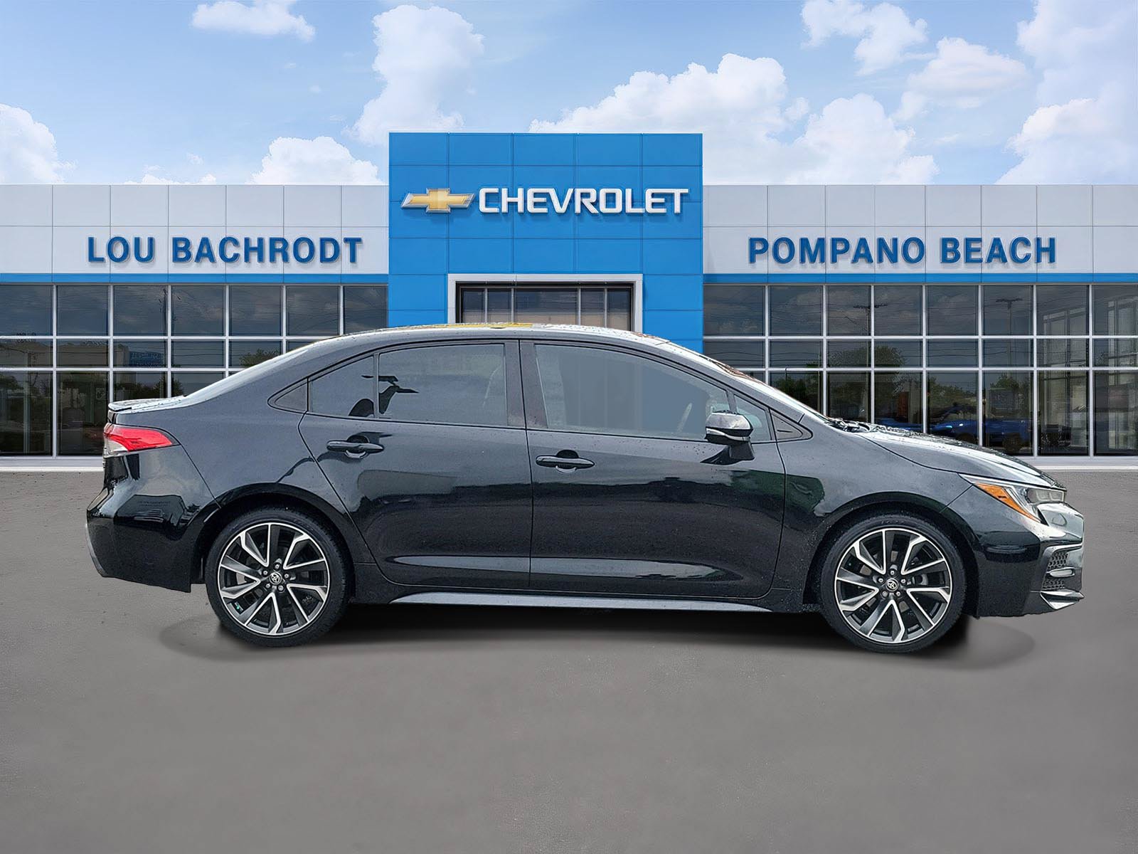 Used 2020 Toyota Corolla SE FWD image 2