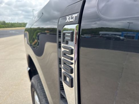 Used 2025 Ford F250 XLT AWD/4WD image 12