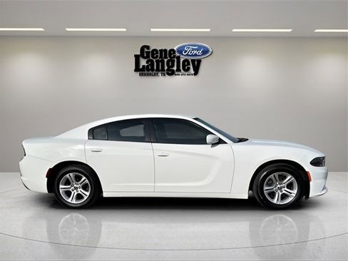 Used 2020 Dodge Charger SXT w/ Leather Interior Group image 11