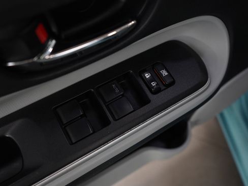 Used 2014 Toyota Prius C Two image 21