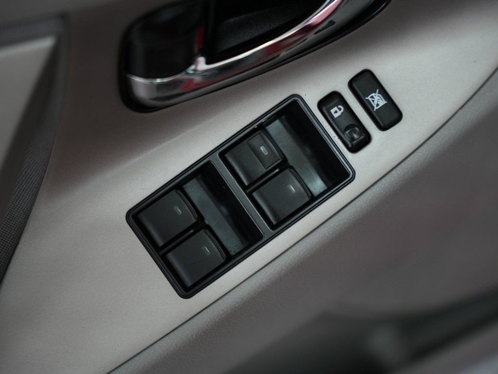 Used 2011 Toyota Camry SE w/ SE Extra-Value Pkg #1 FWD image 42
