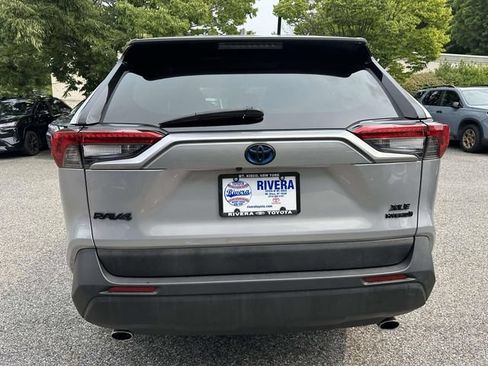 Used 2023 Toyota RAV4 XLE Premium AWD/4WD image 6