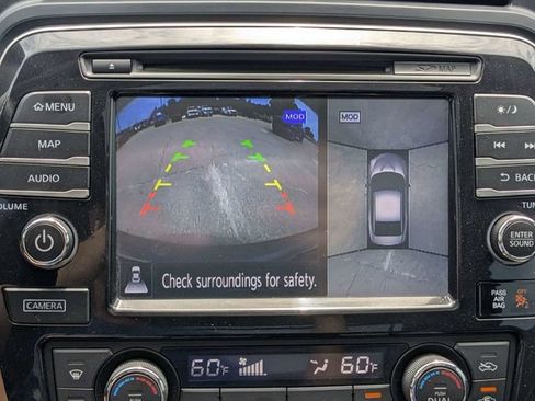 Used 2017 Nissan Maxima Platinum FWD image 32