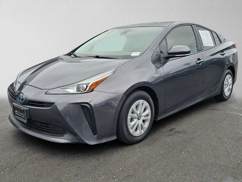 Used 2020 Toyota Prius L Eco FWD image 7