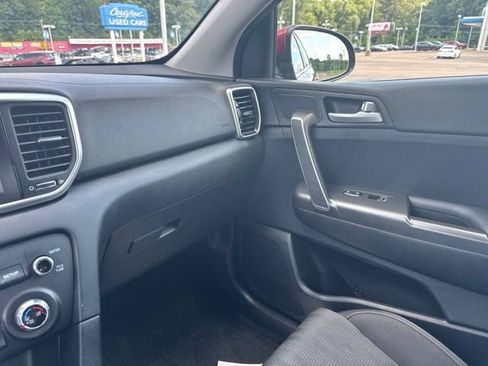 Used 2021 Kia Sportage LX FWD image 24