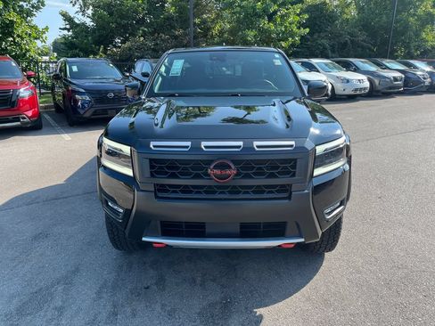 Certified 2025 Nissan Frontier PRO-4X AWD/4WD image 8