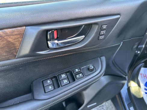 Used 2016 Subaru Outback 2.5i Limited image 18