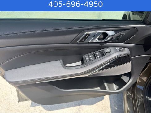 Used 2024 BMW X5 xDrive40i w/ M Sport Package AWD/4WD image 16