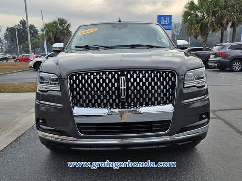 Used 2022 Lincoln Navigator Black Label image 8