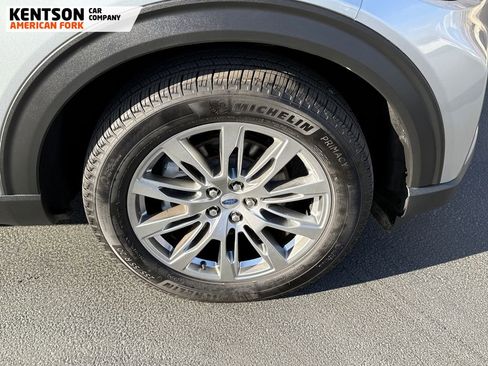 Used 2025 Ford Explorer Active w/ Active Comfort Package image 15