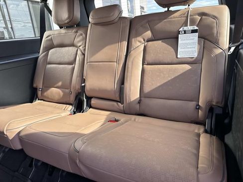 New 2026 Lincoln Navigator L Black Label AWD/4WD image 17