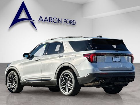 New 2026 Ford Explorer ST w/ Sun And Sound Package image 4