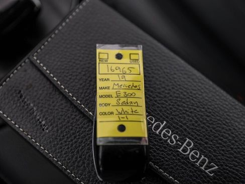Used 2019 Mercedes-Benz E 300 image 36