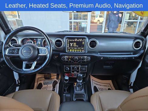 Used 2022 Jeep Wrangler Unlimited Rubicon w/ LED Lighting Group AWD/4WD image 17