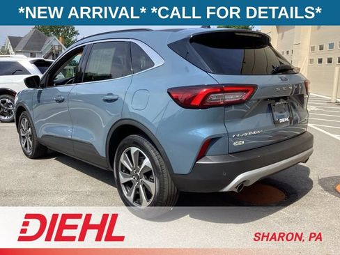 Used 2024 Ford Escape Platinum AWD/4WD image 6