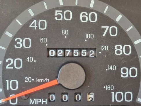 Used 2002 Ford E-250 and Econoline 250 E-250 image 21