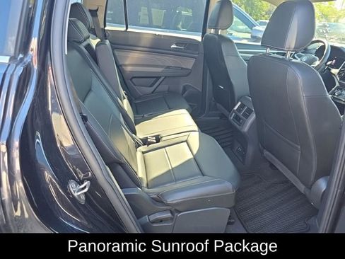 Used 2023 Volkswagen Atlas SE w/ Panoramic Sunroof Package image 7