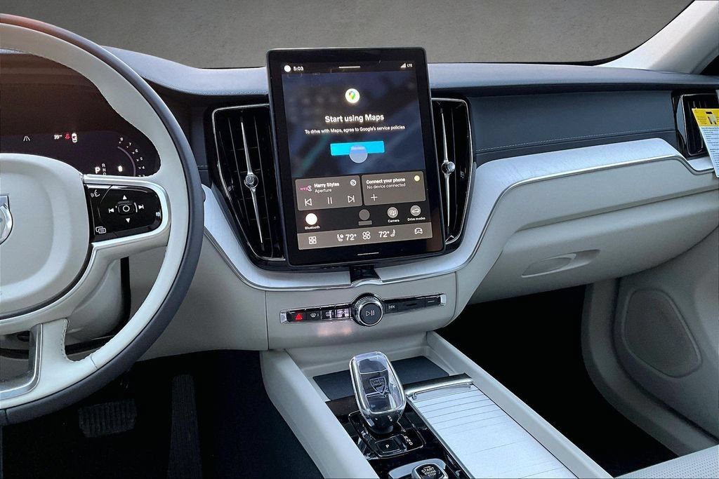 New 2026 Volvo XC60 B5 Ultra w/ Protection Package Premier AWD/4WD image 6