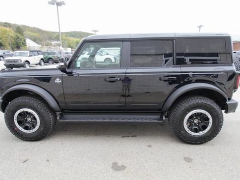 New 2025 Ford Bronco Outer Banks w/ Sasquatch Package image 9