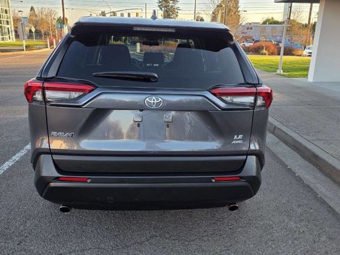 Used 2024 Toyota RAV4 LE image 6