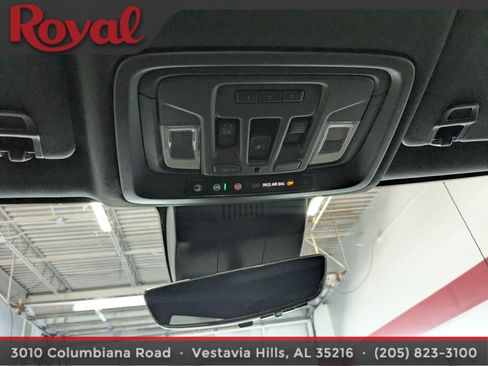 Used 2024 GMC Sierra 1500 AT4 w/ Technology Package AWD/4WD image 23
