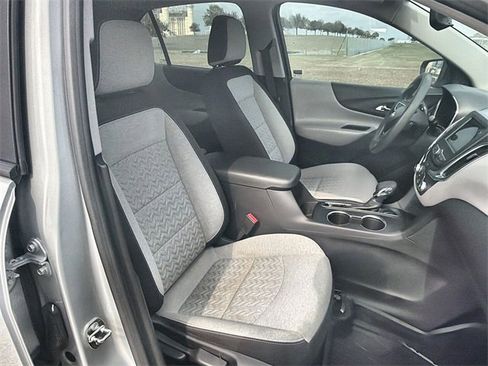 Certified 2022 Chevrolet Equinox LS image 27