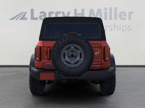 New 2024 Ford Bronco Outer Banks image 5