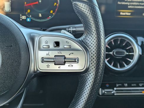 Used 2023 Mercedes-Benz GLA 250 GLA 250 image 24