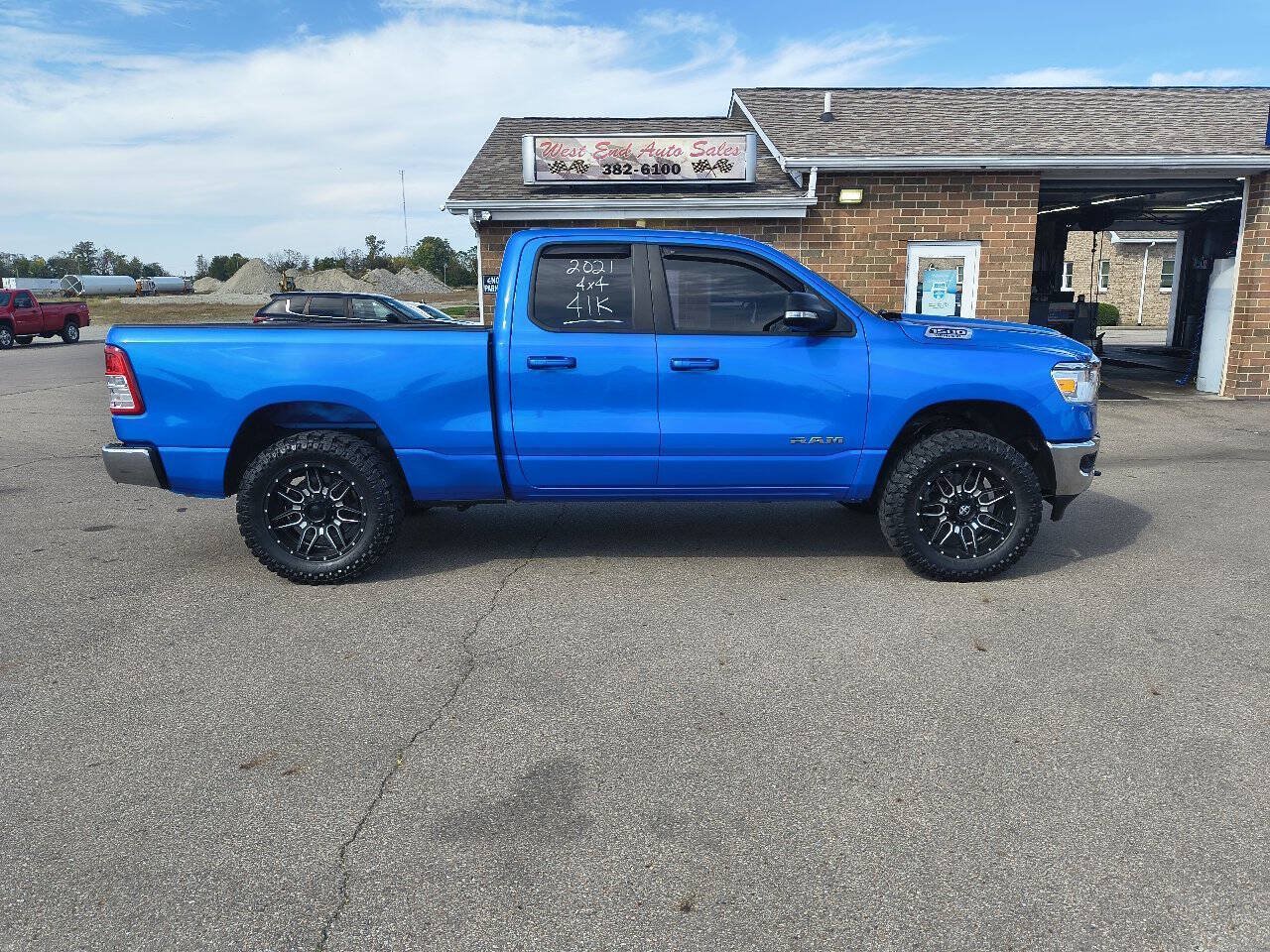 Used 2021 RAM 1500 Big Horn AWD/4WD image 2