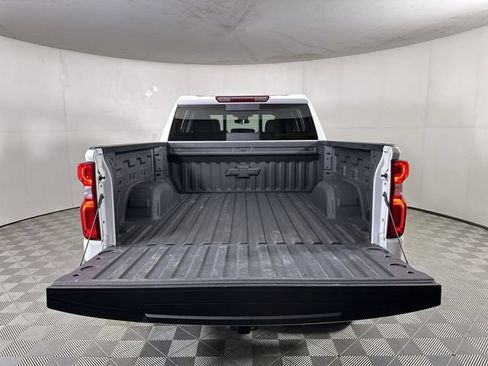 Used 2025 Chevrolet Silverado 1500 LT Trail Boss w/ Convenience Package II AWD/4WD image 27