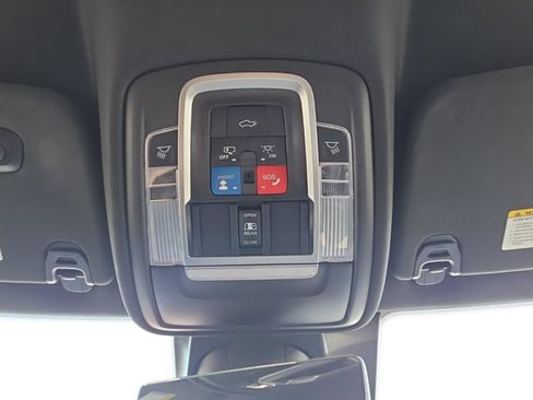 Used 2022 RAM 1500 Limited AWD/4WD image 30