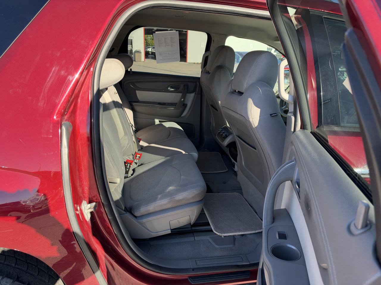 Used 2015 GMC Acadia SLE FWD image 10