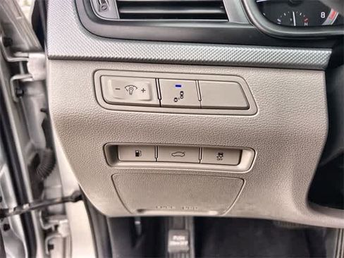 Used 2018 Hyundai Sonata SE image 29