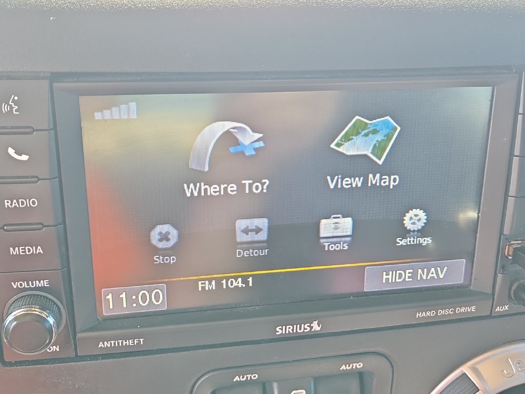 Used 2018 Jeep Wrangler Unlimited Sahara AWD/4WD image 22