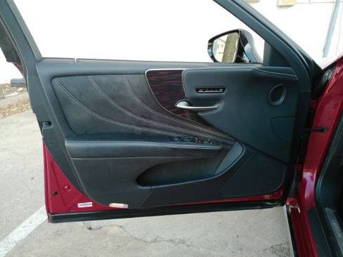 Used 2018 Lexus LS 500 w/ Interior Upgrade Package image 10