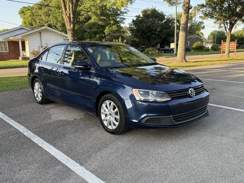 Used 2014 Volkswagen Jetta SE FWD image 4