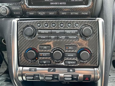 Used 2010 Nissan GT-R Premium image 35