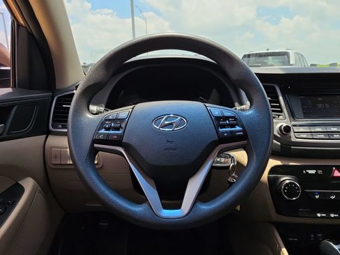 Used 2017 Hyundai Tucson SE w/ SE Popular Package 02 FWD image 18