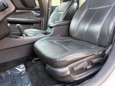 Used 2008 Chevrolet Impala LT w/ Luxury Edition Package image 12